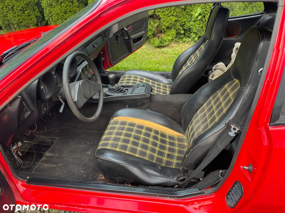 Porsche 924 - 5