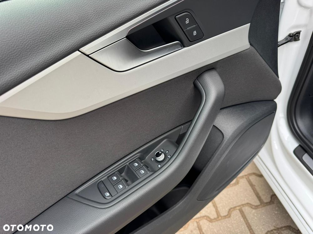 Audi A4 Avant 35 TDI S tronic advanced - 26