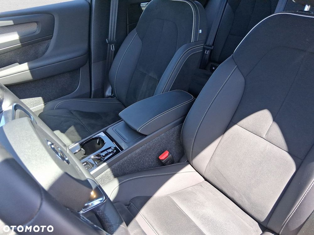 Volvo XC 40 - 12