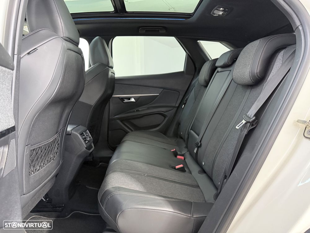 Peugeot 3008 1.2 PureTech GT Line EAT8 - 17
