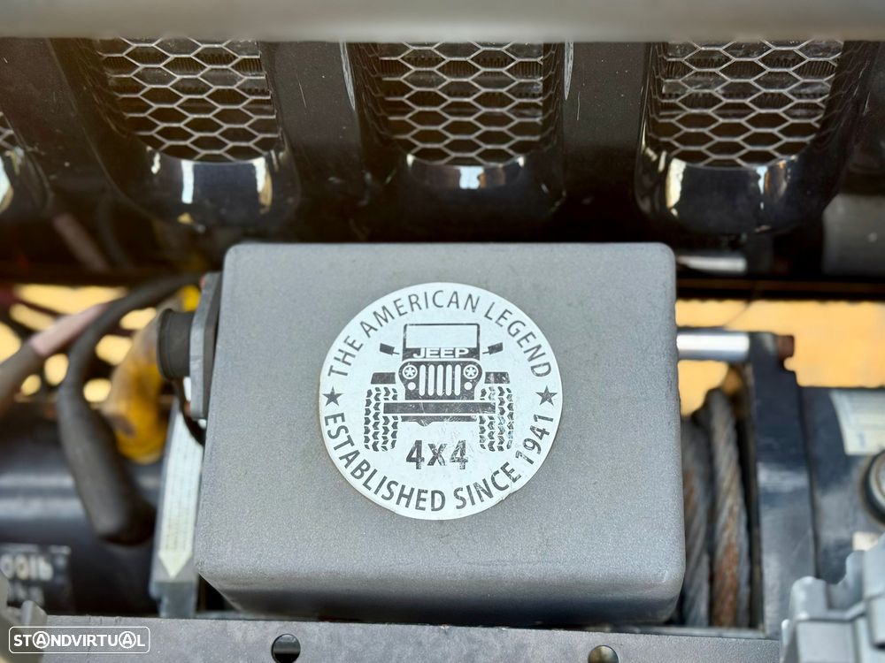 Jeep Wrangler 2.8 CRD DPF Auto Sahara - 21