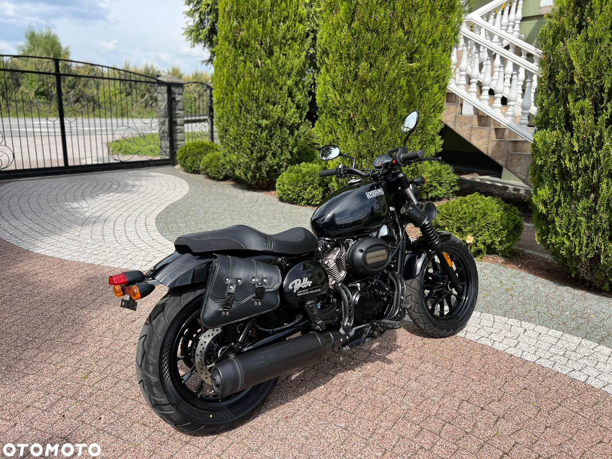 Hyosung GV - 9