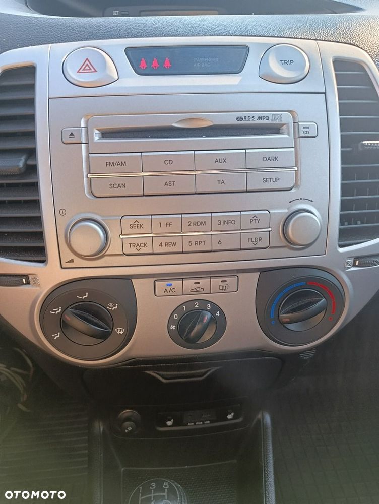 Hyundai i20 - 16