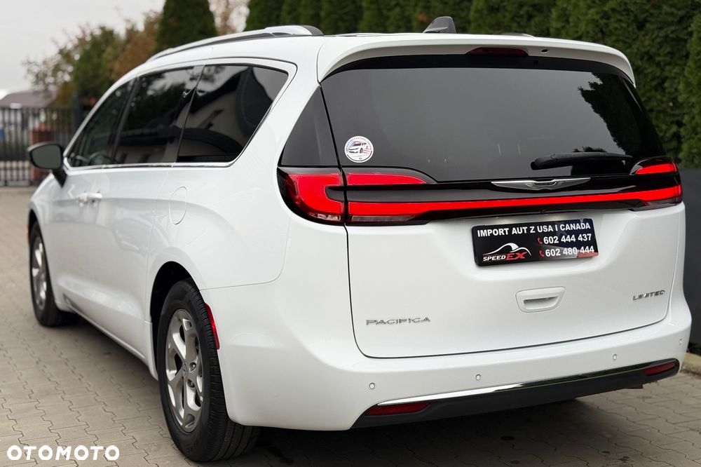 Chrysler Pacifica - 6