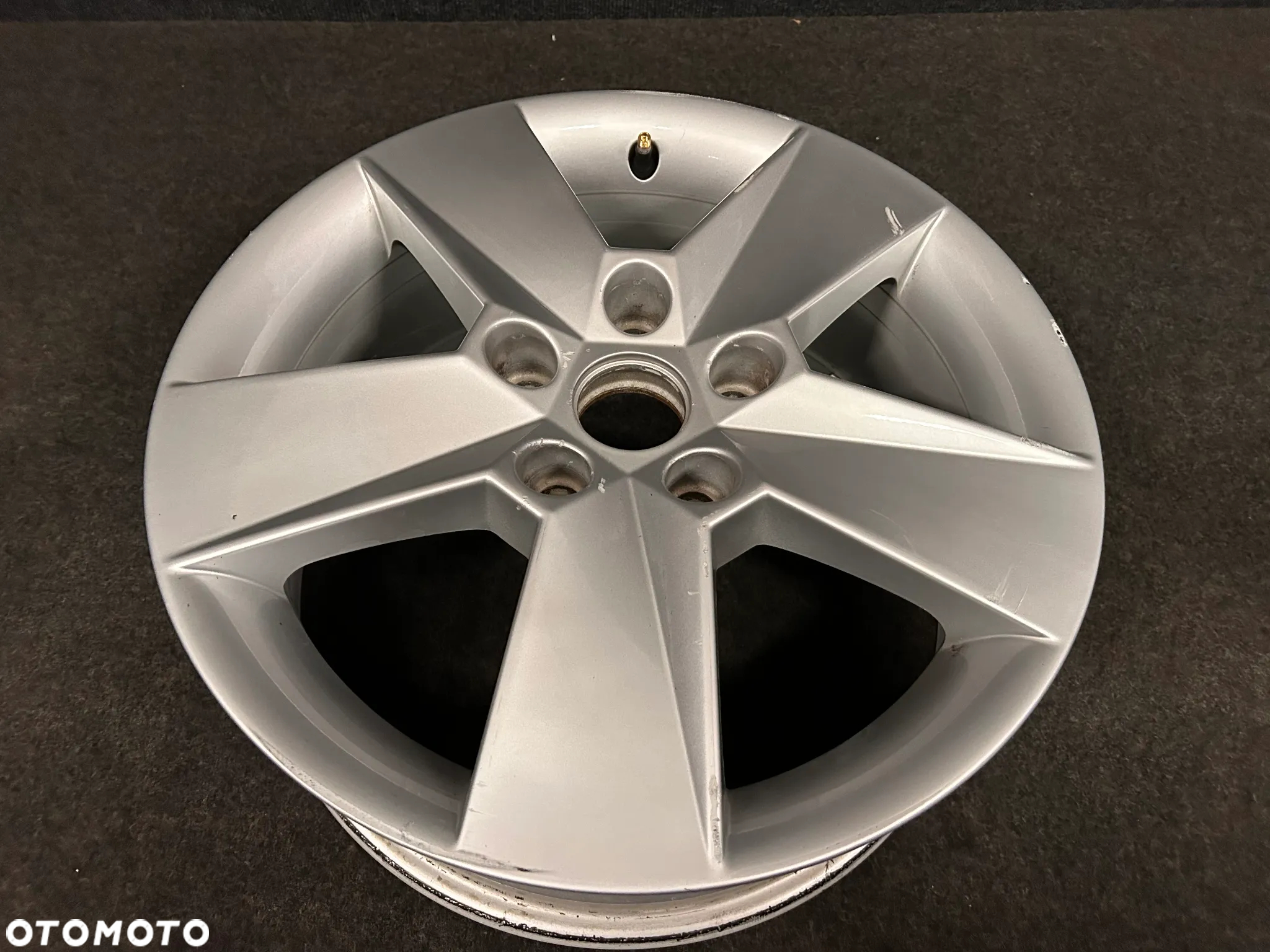 Alufelga Skoda Octavia III 16 cali 5x112 1szt. 5E0601025H - 2