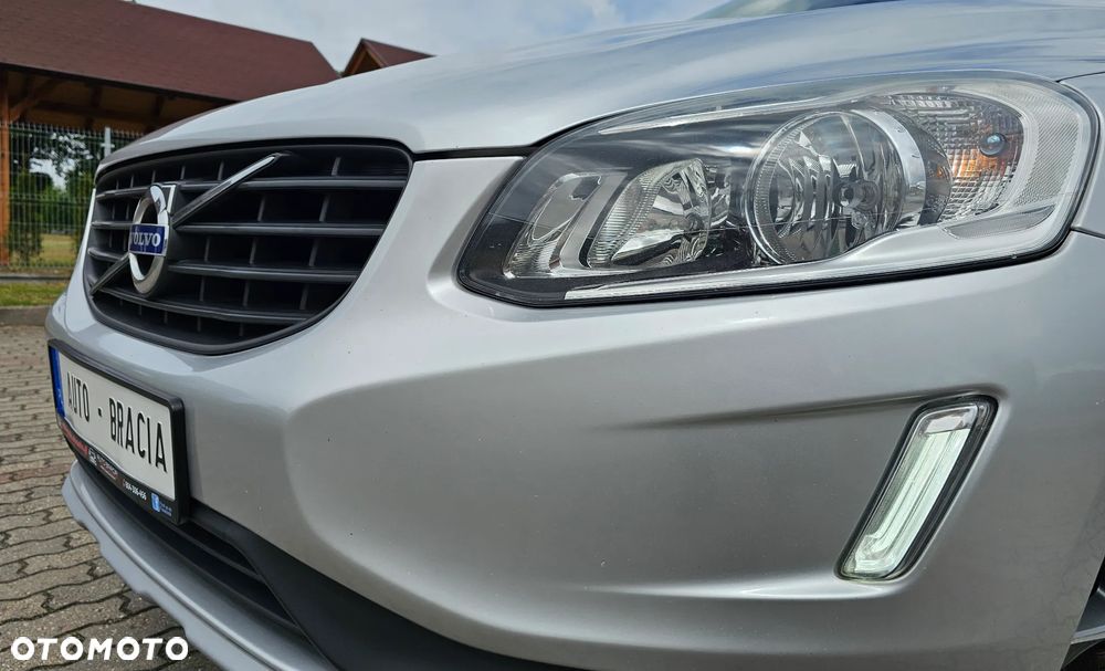 Volvo XC 60 D3 Drive-E Ocean Race - 31