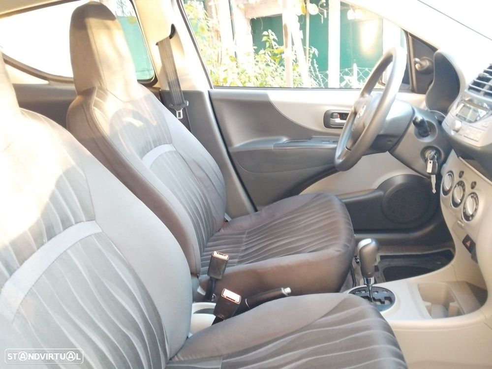 Nissan Pixo 1.0 Acenta AT - 10