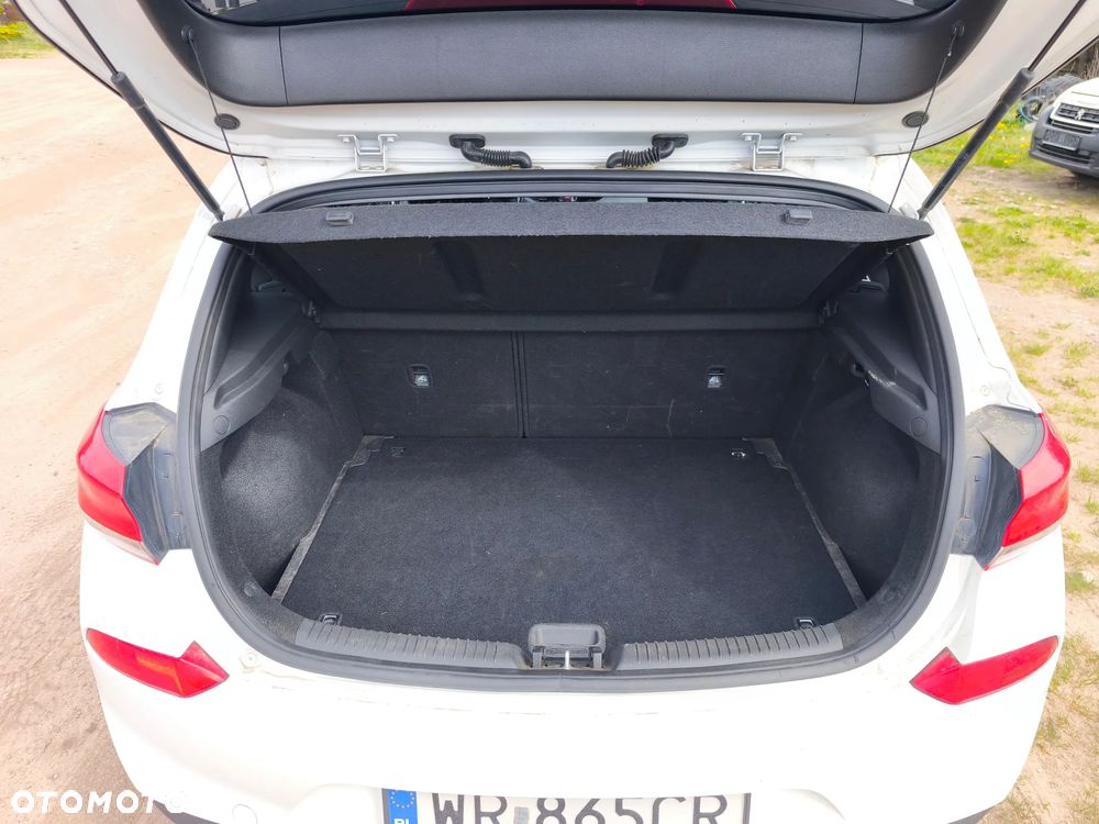 Hyundai i30 1.4 Comfort - 18