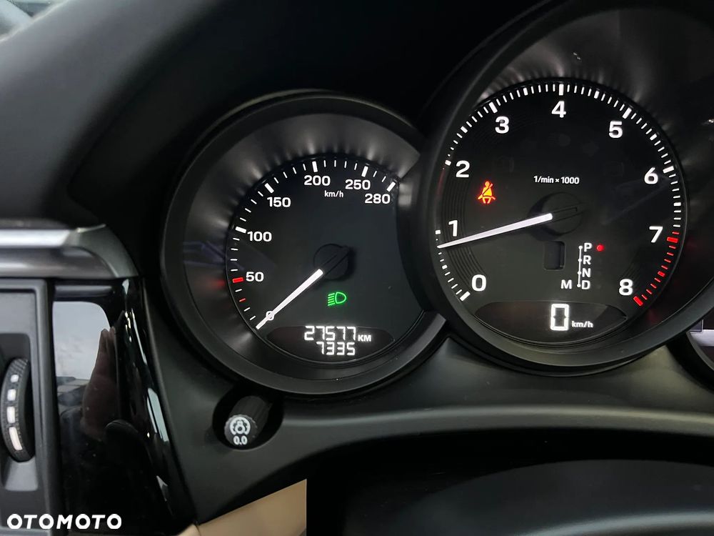 Porsche Macan Standard - 15