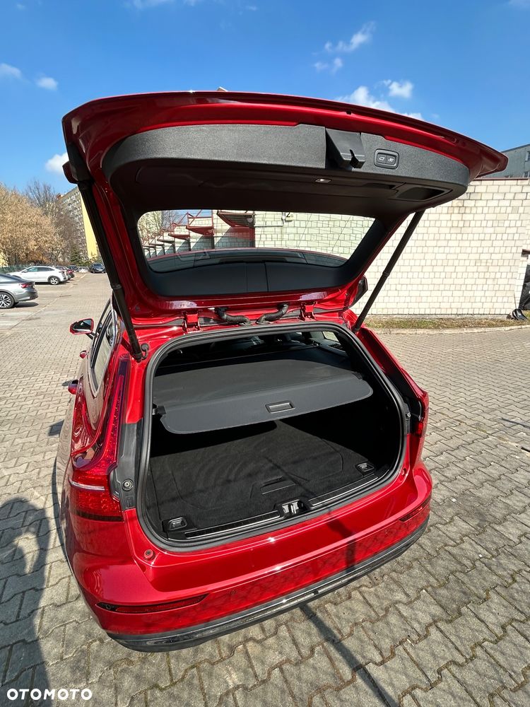 Volvo V60 B4 B Plus Bright - 17