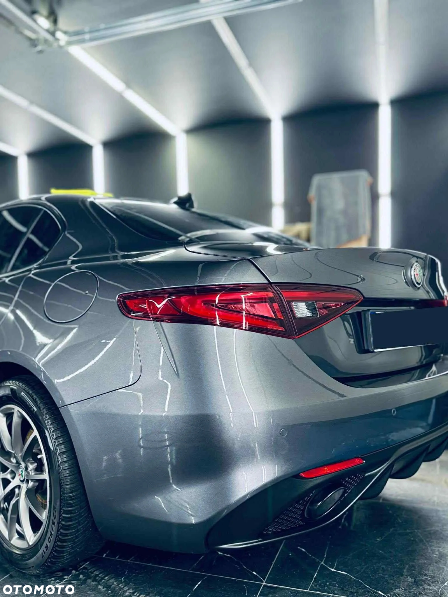 Alfa Romeo Giulia 2.0 Turbo Business - 4