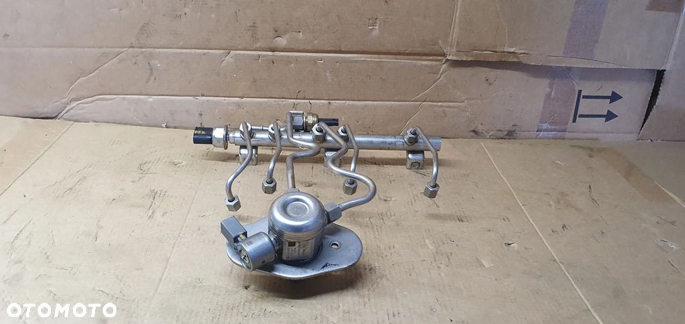 Pompa paliwa rurki BMW 1 E87 2.0i 7562473 - 5