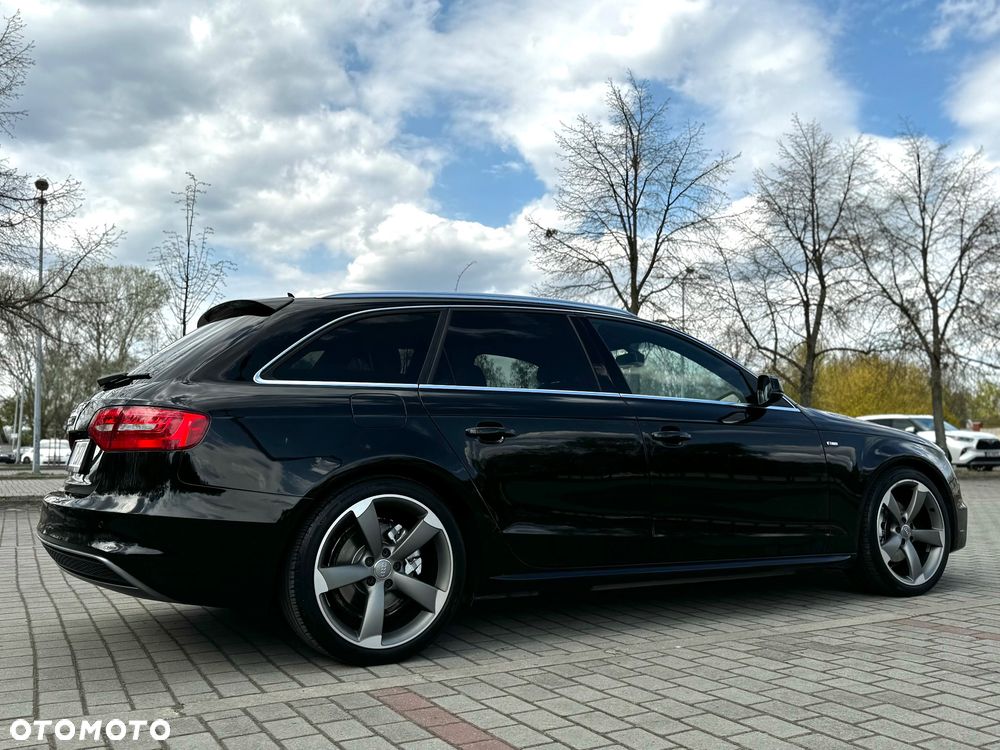Audi A4 Avant 2.0 TDI DPF quattro S tronic S line Sportpaket - 8