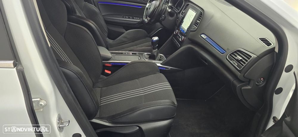 Renault Mégane 1.5 Blue dCi GT Line - 10