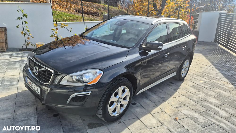 Volvo XC 60 D5 AWD Geartronic Summum - 5