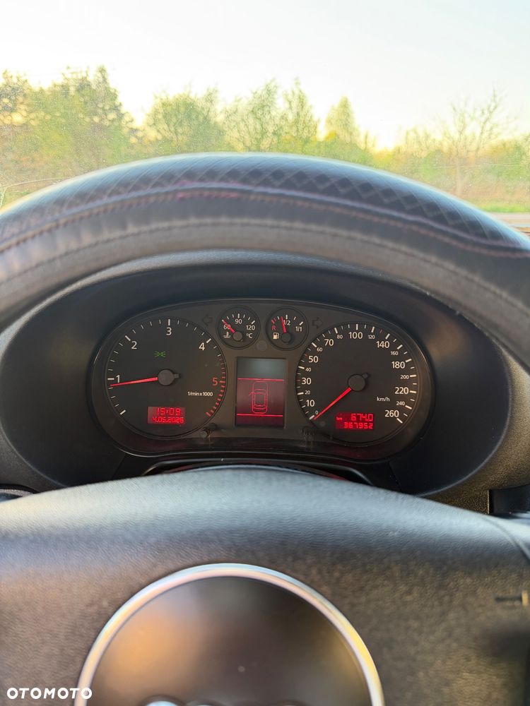 Audi A3 3-drzwiowe 1.9 TDI Ambition - 13
