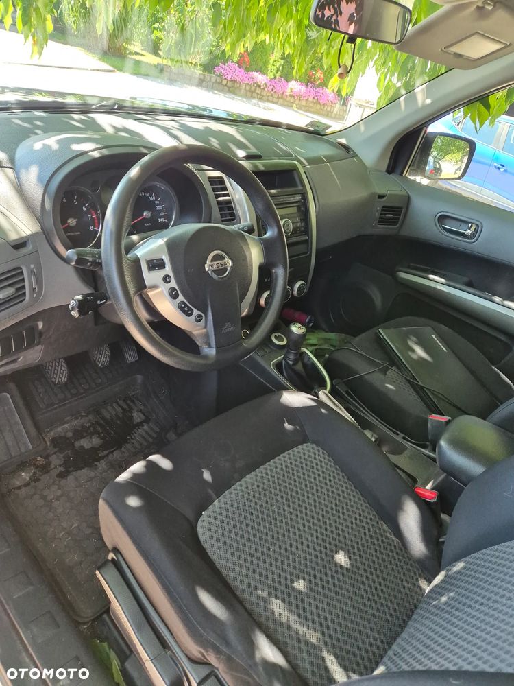 Nissan X-Trail 2.0 SE - 6