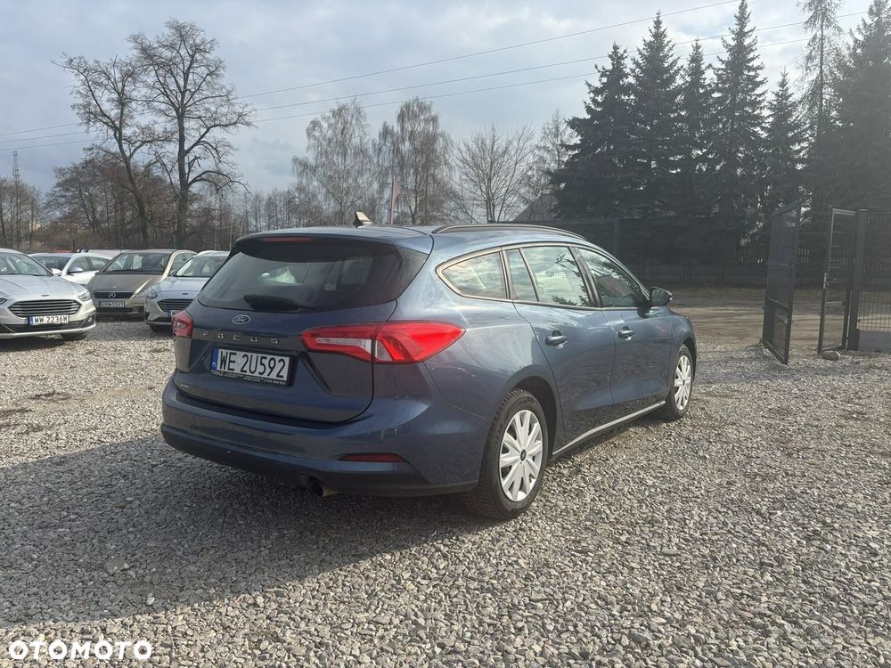 Ford Focus - 10