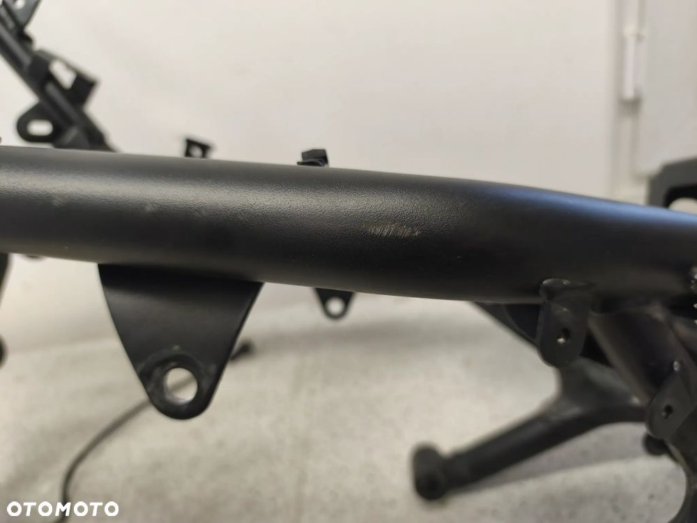 Rama z dokumentami Triumph Trident 660 2022 - 10