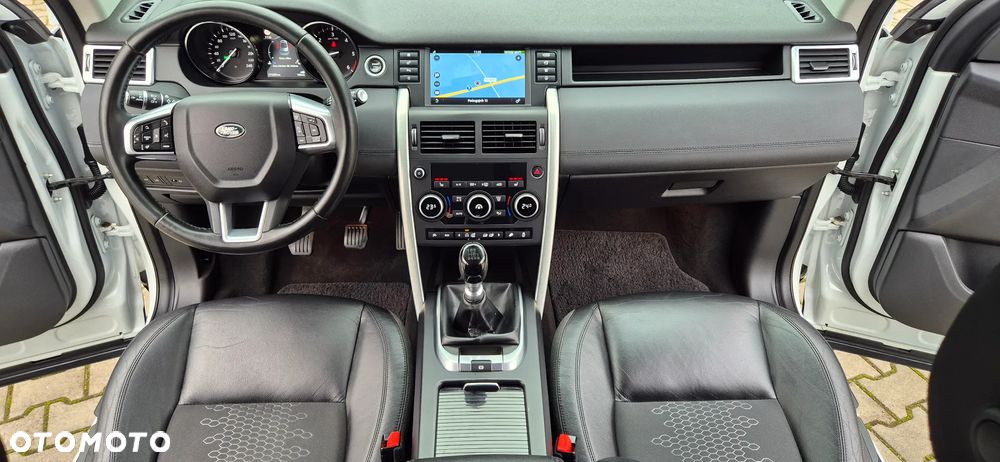 Land Rover Discovery Sport TD4 SE - 6