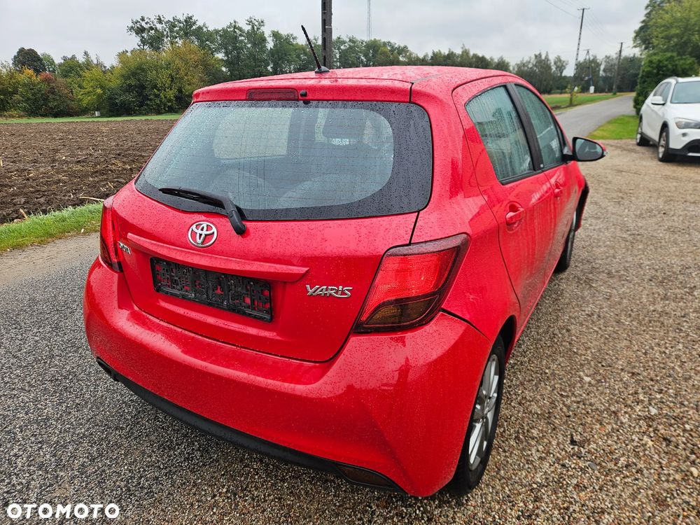 Toyota Yaris - 4