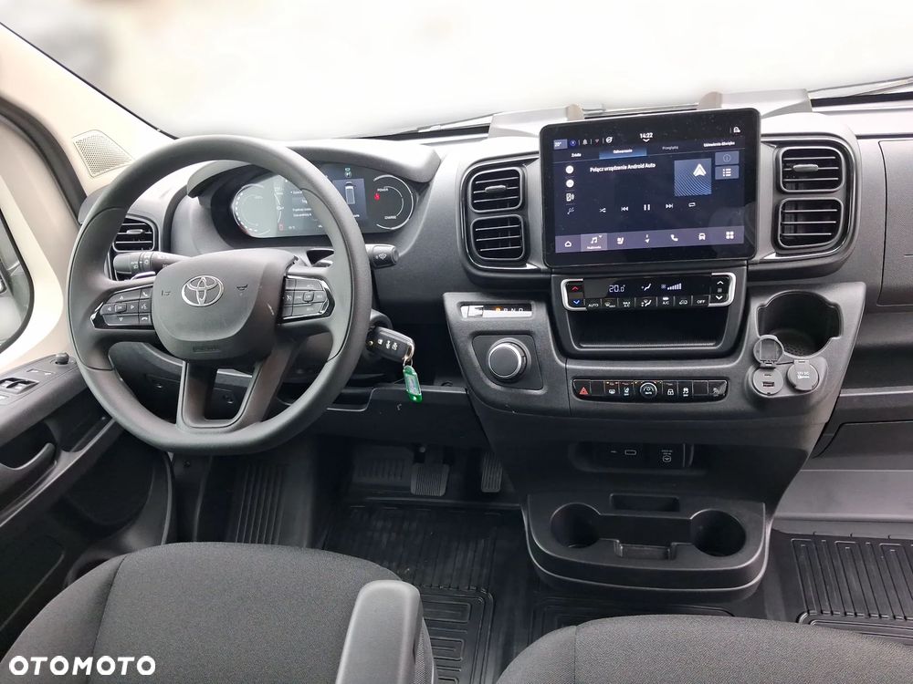 Toyota Proace MAX EV L3H2 - 12