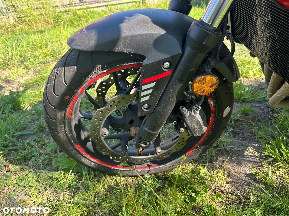 Honda CB - 10