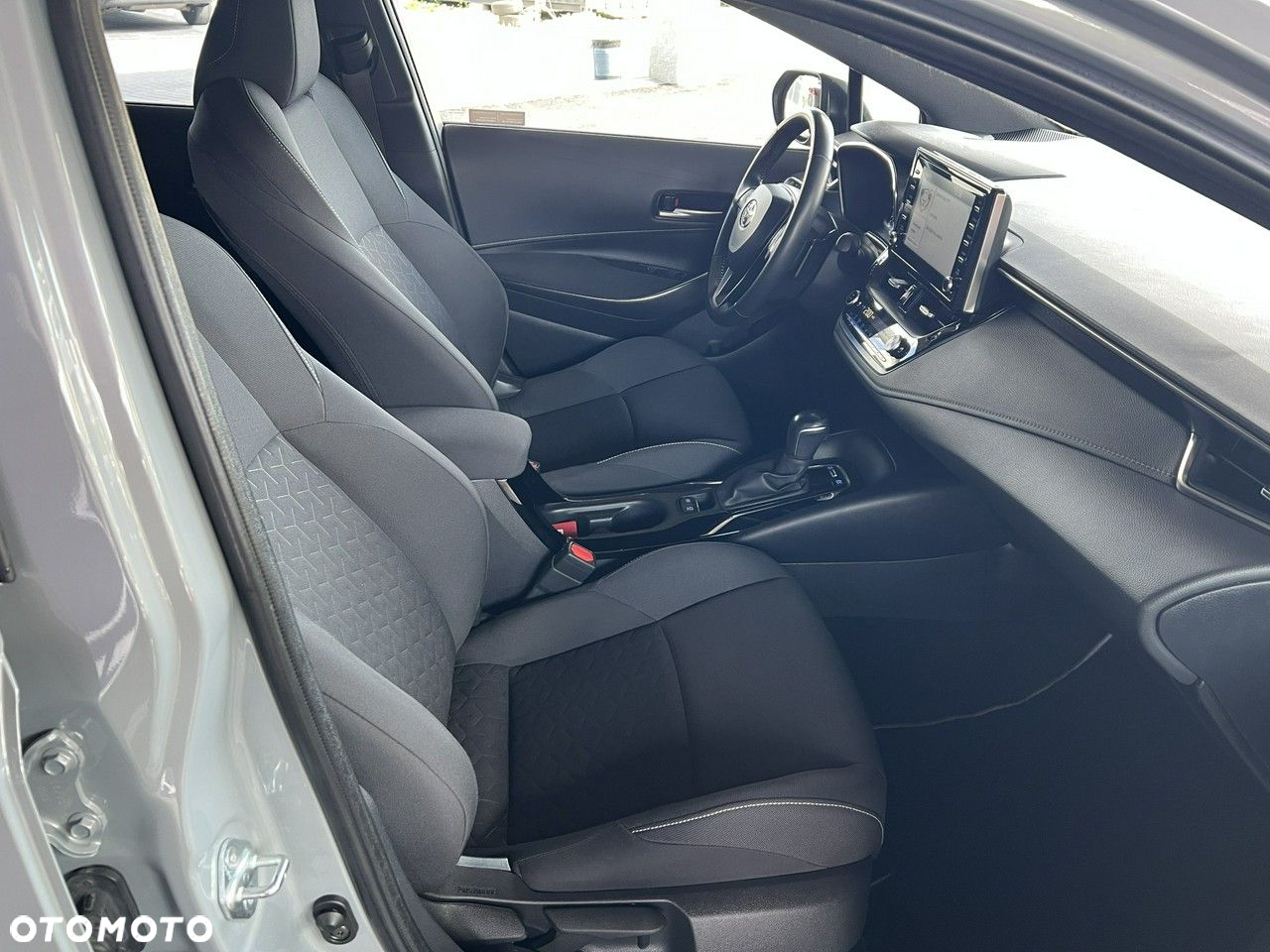 Toyota Corolla - 22