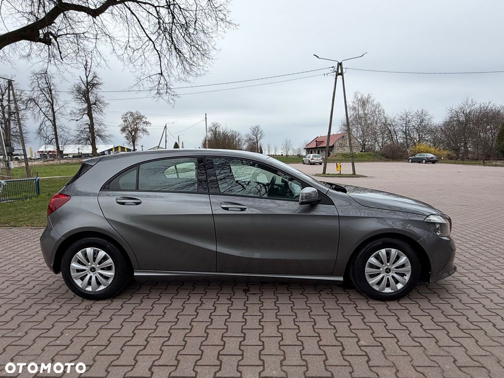 Mercedes-Benz Klasa A 180 d Activity Edition - 10