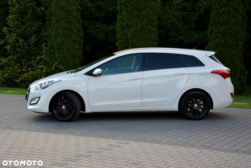Hyundai i30 1.6 GDI Premium - 4