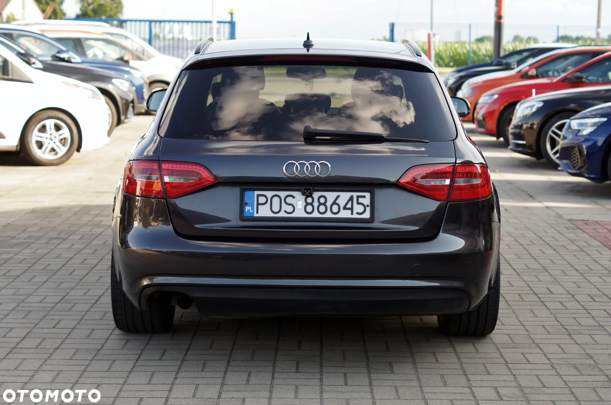 Audi A4 Avant 2.0 TDI DPF quattro S tronic S line Sportpaket - 5