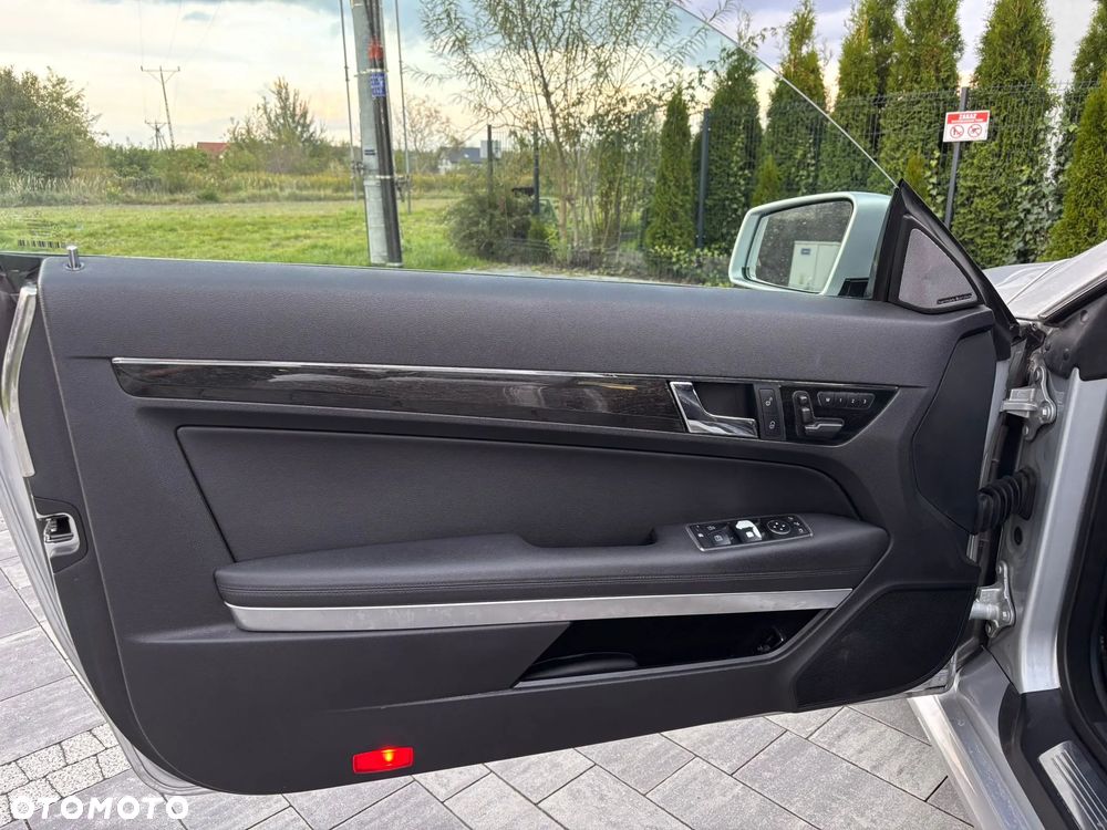 Mercedes-Benz Klasa E 350 BlueEffICIENCY - 16