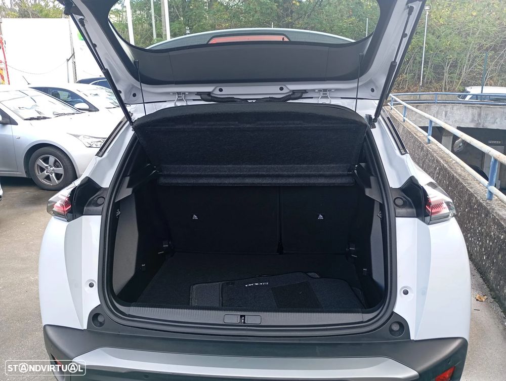 Peugeot 2008 1.2 PureTech Active - 7