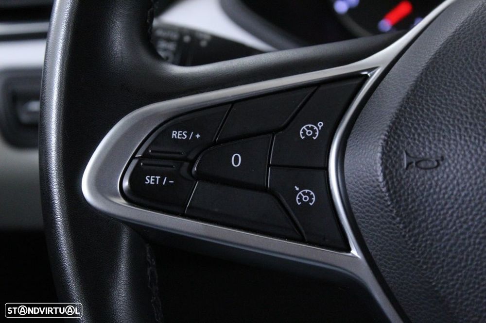 Renault Clio 1.0 TCe Evolution - 22