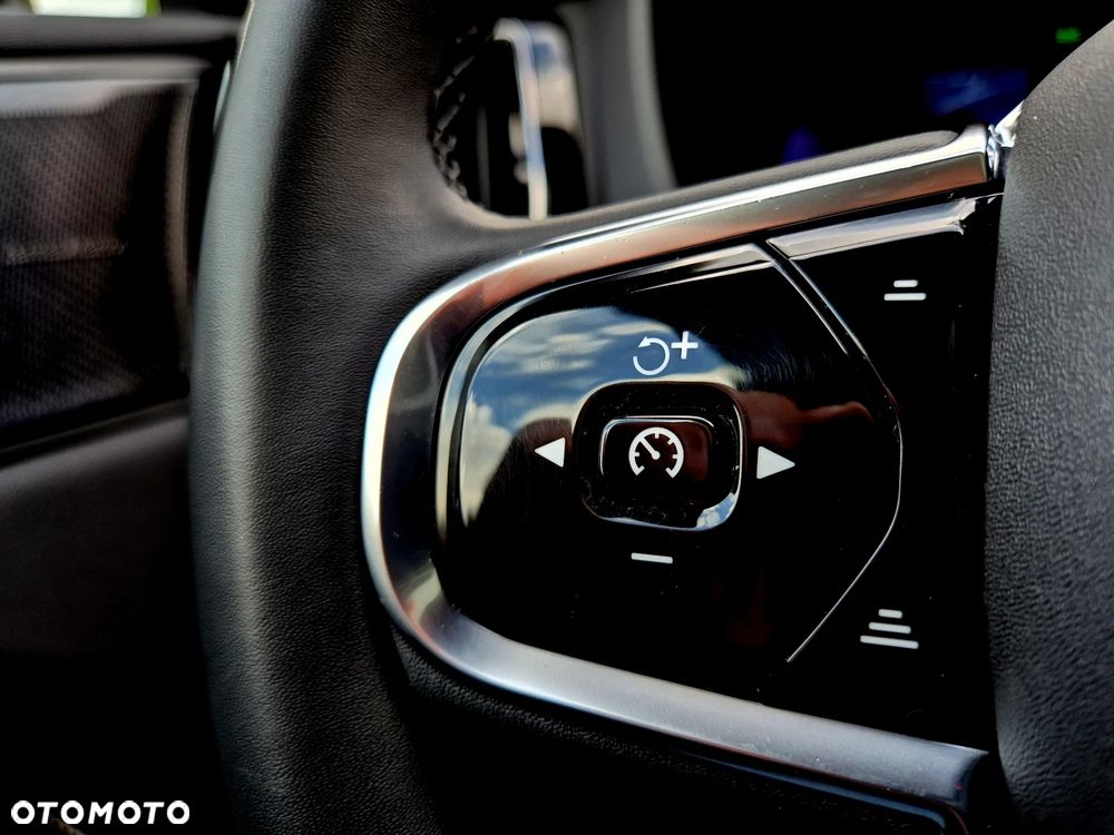 Volvo XC 60 T6 AWD Ultra Black Edition - 28