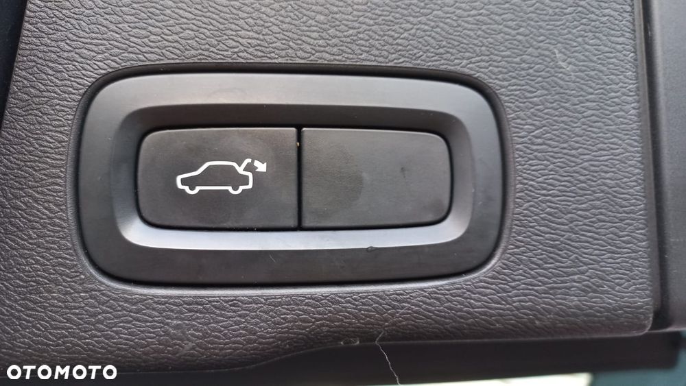 Volvo XC 60 D4 Geartronic Momentum - 20