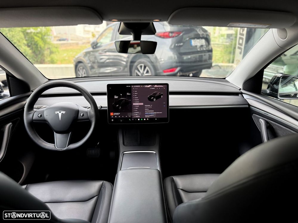 Tesla Model Y Long Range Tração Integral - 31