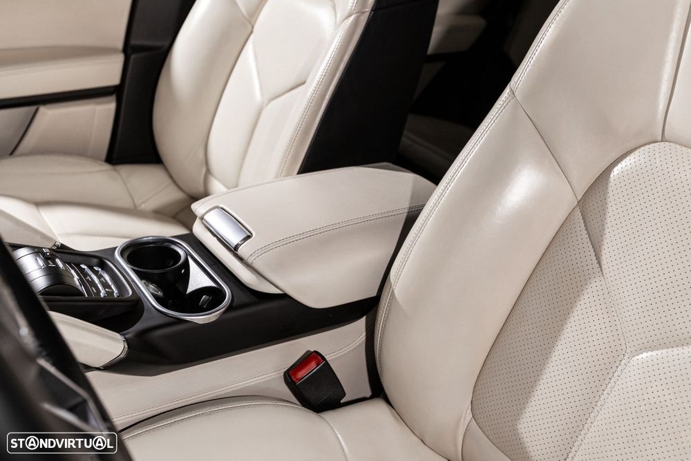 Porsche Cayenne S E-Hybrid - 28