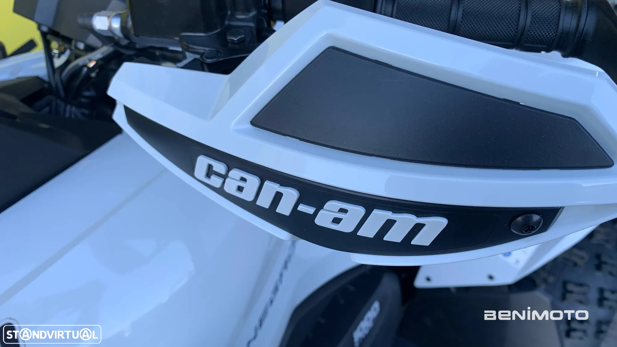 Can-Am Renegade 1000 XXC - 23