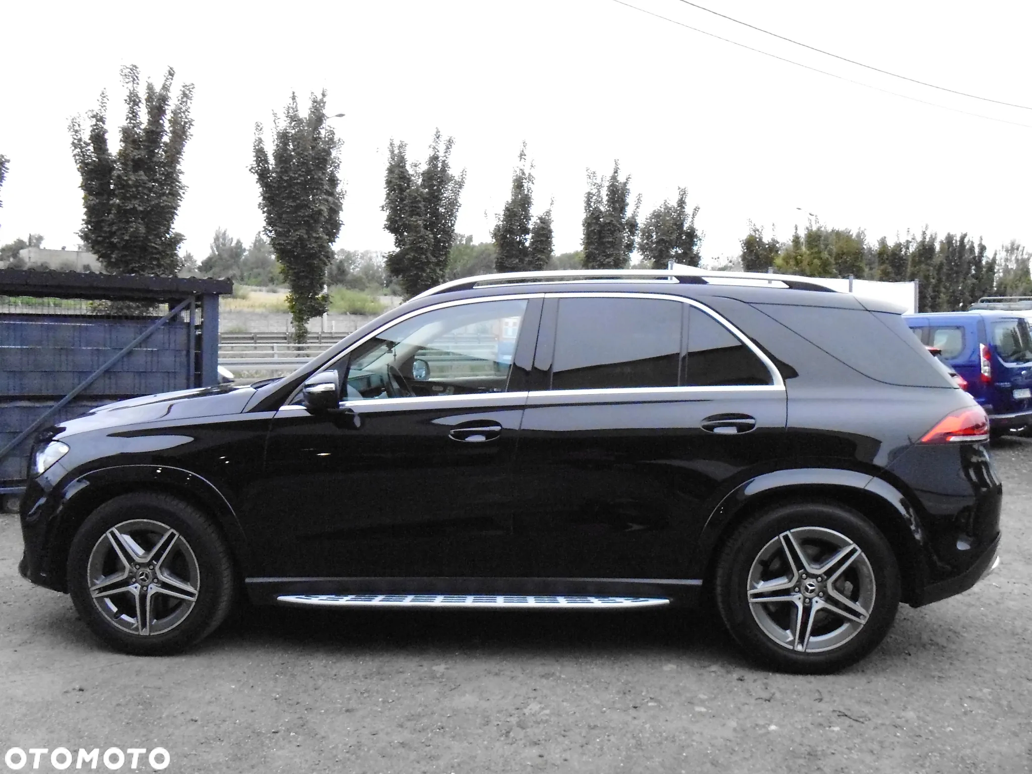 Mercedes-Benz GLE - 38