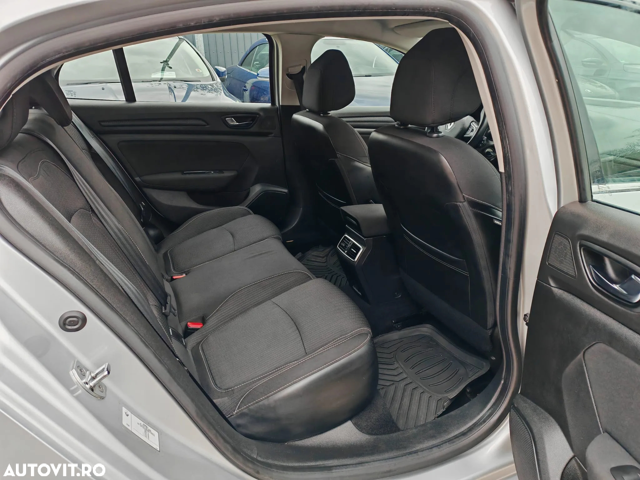 Renault Megane Energy dCi Zen - 7