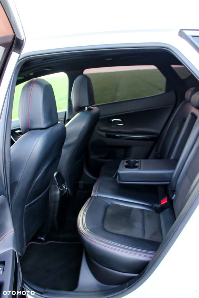 Kia Ceed 1.6 T-GDI GT XL - 7