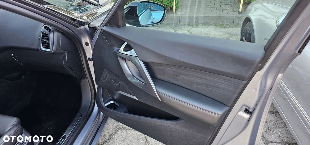 Citroën DS5 2.0 HDi Hybrid4 SportChic MCP - 21