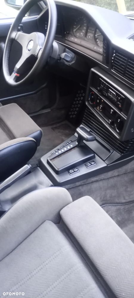 BMW Seria 5 - 16