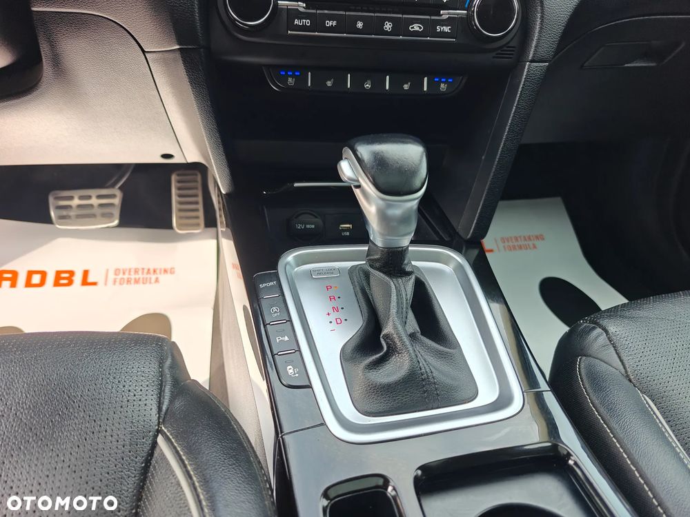 Kia XCeed 1.6 T-GDI OPF DCT7 PLATINUM EDITION - 10