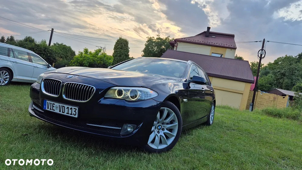 BMW Seria 5 520i Touring Sport-Aut