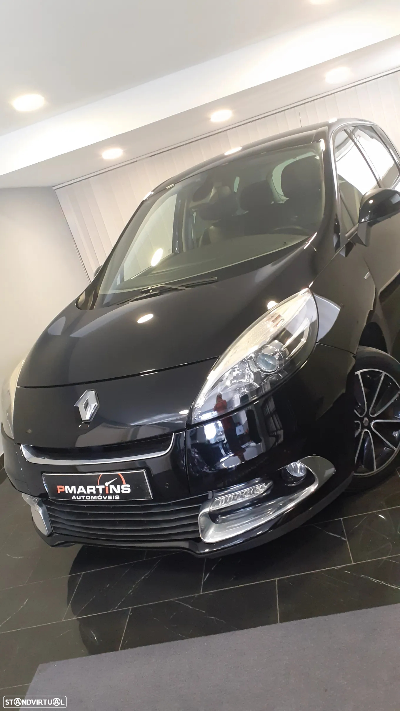 Renault Scénic 1.5 dCi Bose Edtion SS - 2