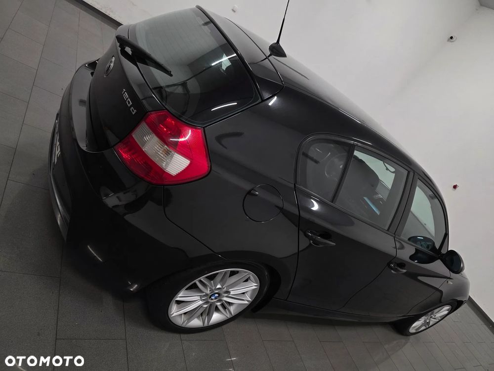 BMW Seria 1 120d - 29