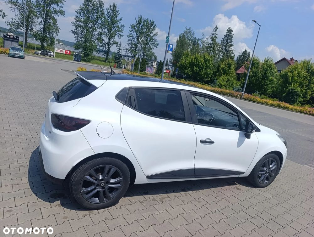 Renault Clio 1.5 dCi Energy Business EU6 - 8