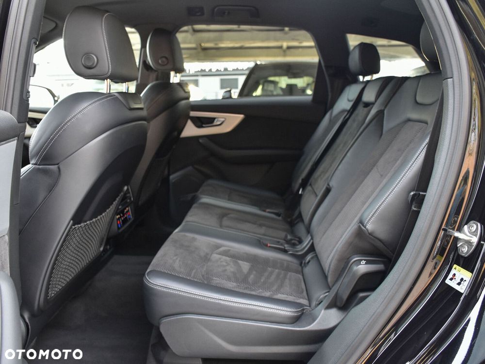 Audi SQ7 - 19